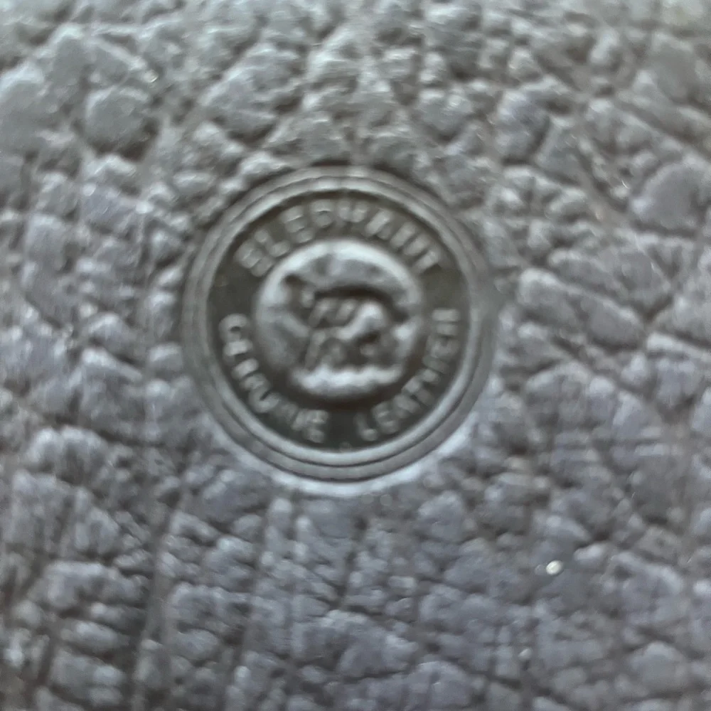 Genuine Leather Men's Bifold Wallet - Navy